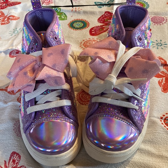 NWT - JoJo Siwa High Top Sneakers (Size 3) - Picture 3 of 5
